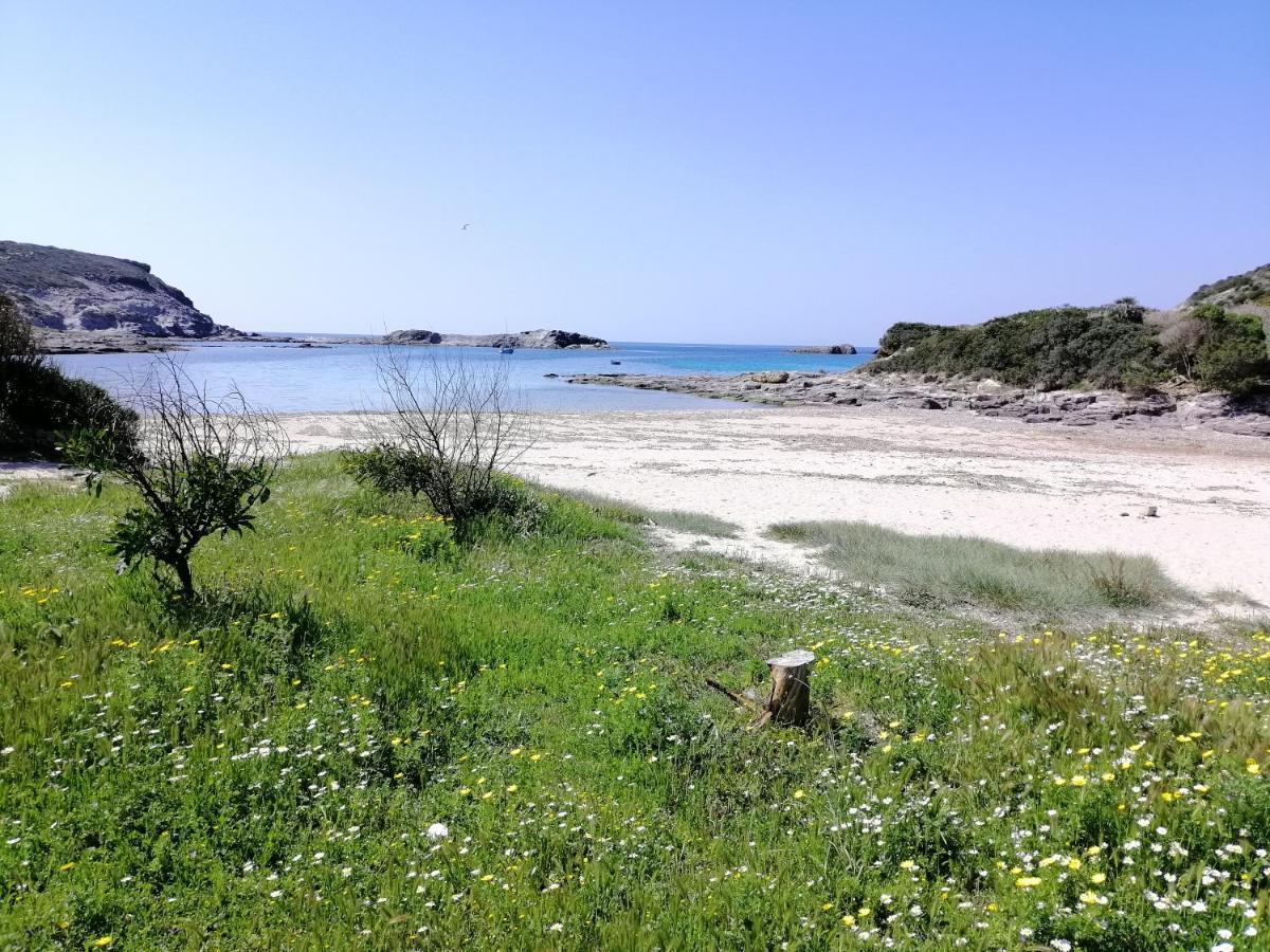 B&B Glamping Semaforo Capo Sperone SantʼAntìoco Exterior foto