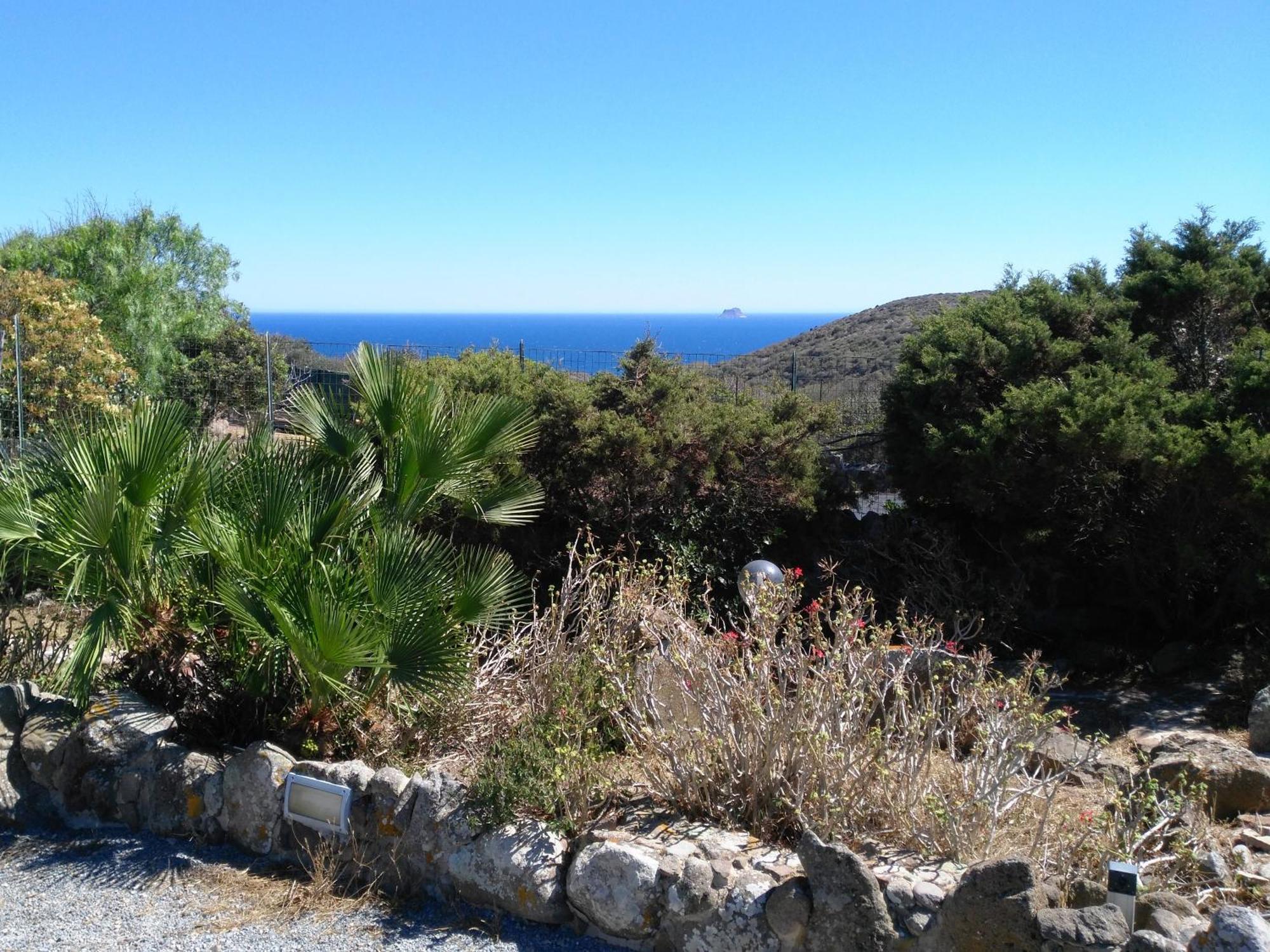 B&B Glamping Semaforo Capo Sperone SantʼAntìoco Exterior foto